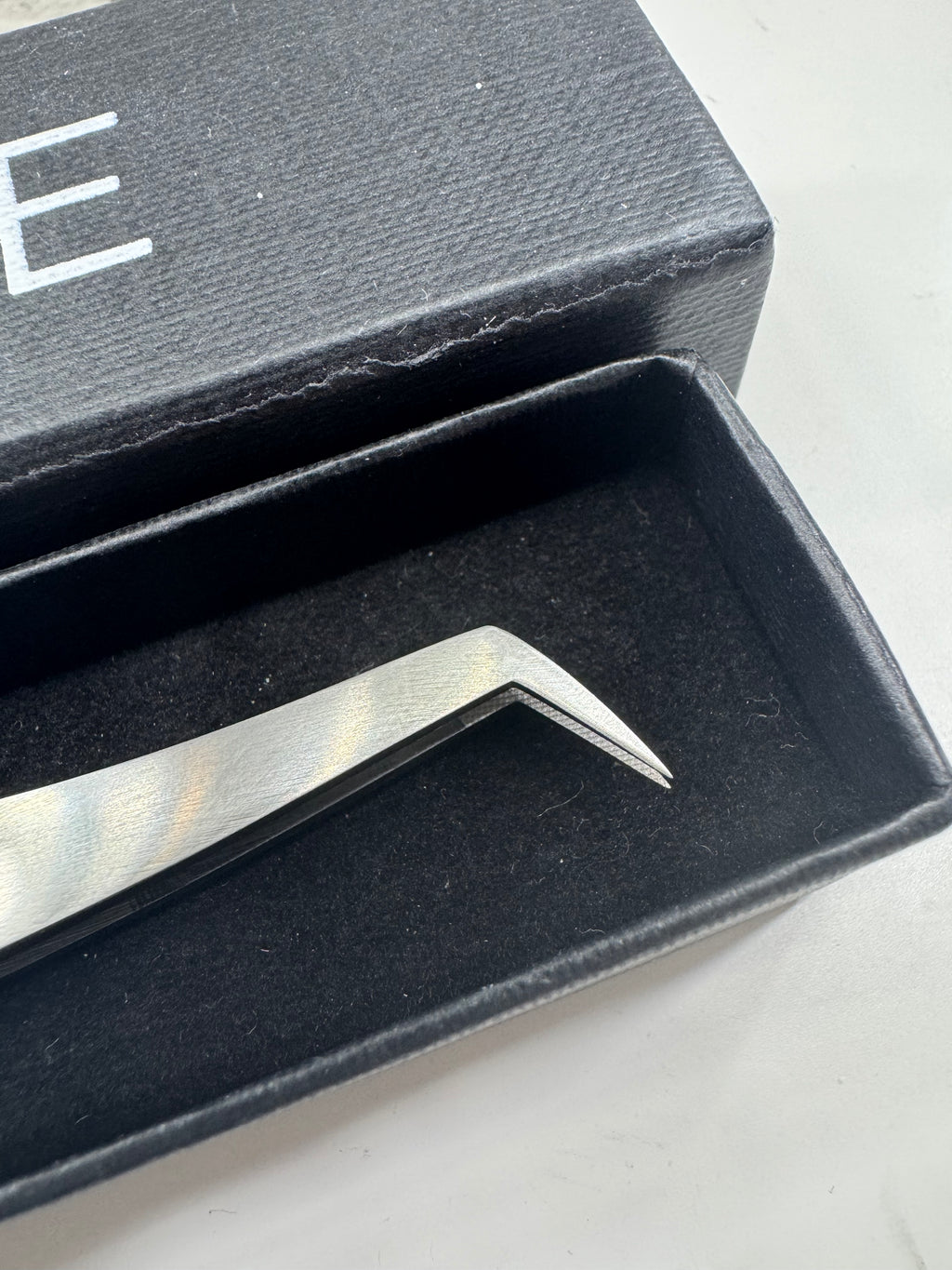 Tweezer •CHUCKY• fiber