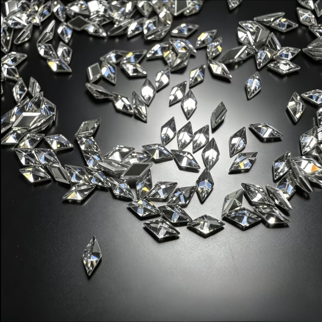 •rhombus• 1.5*3mm