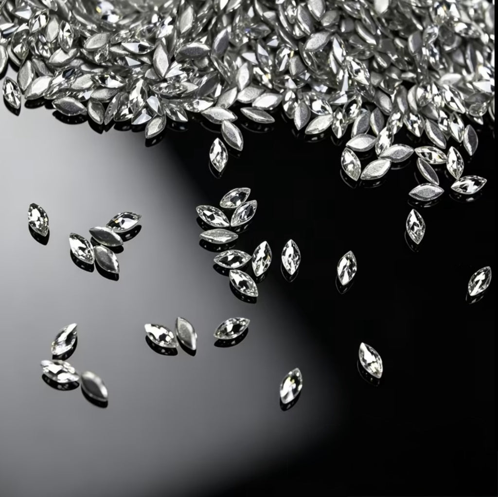 •oval• 1.5*3mm