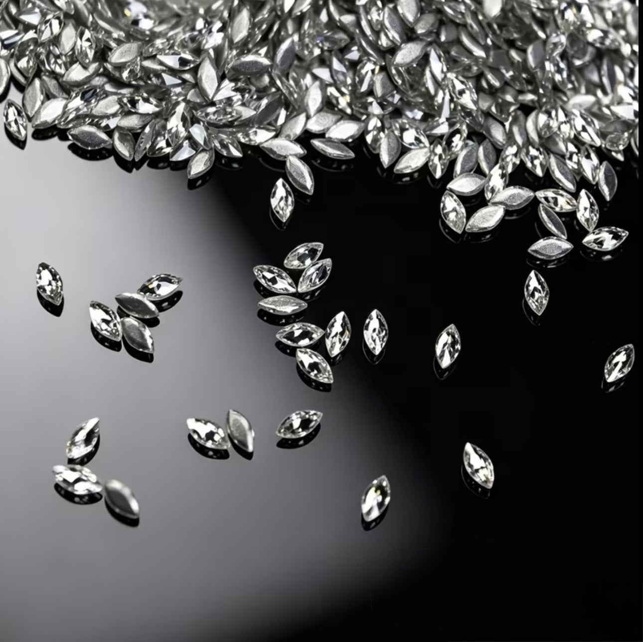 •oval• 1.5*3mm