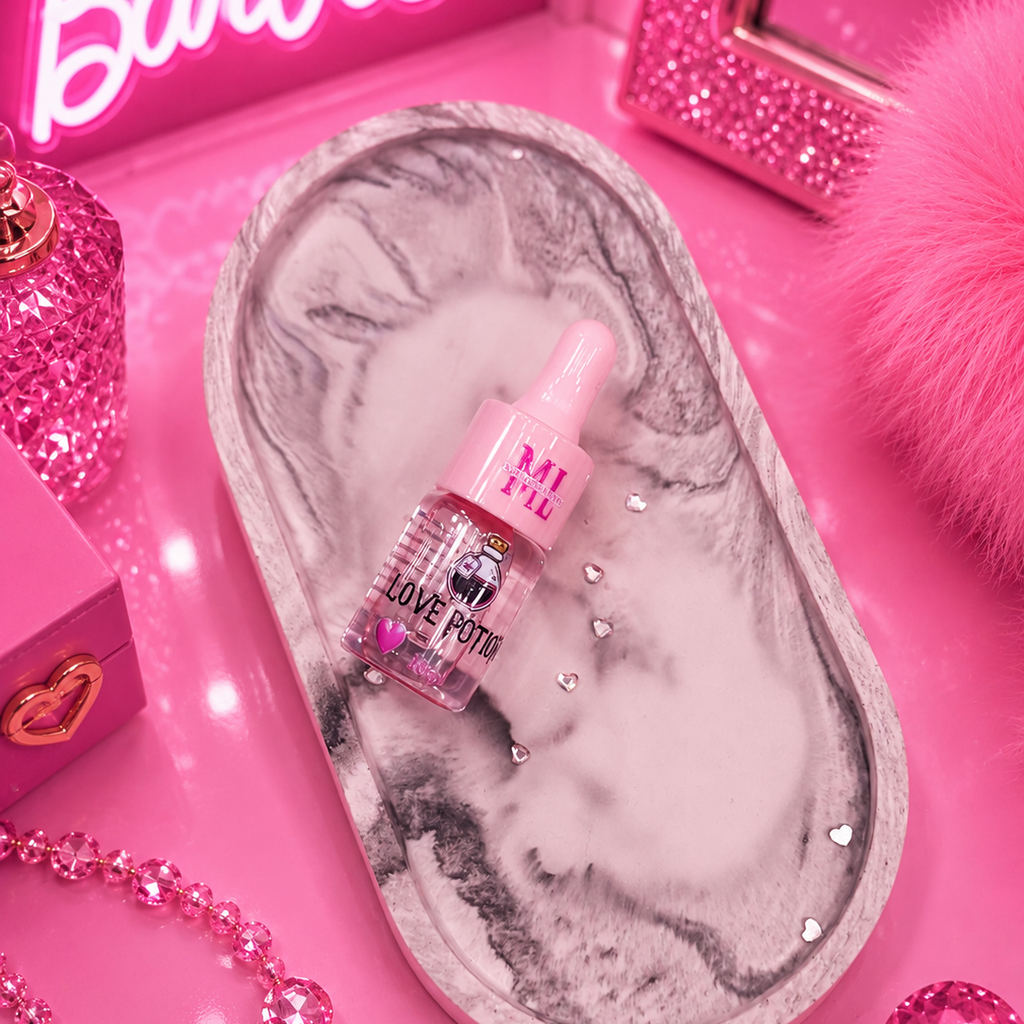 Love Potion 🖤 • Lash Bonder •